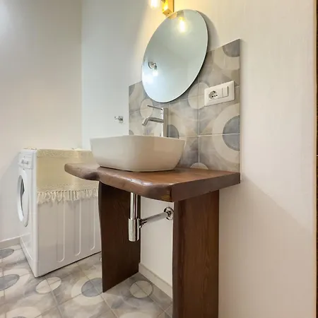 La Casa Di Nonna Pietra דירה