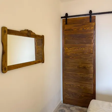 La Casa Di Nonna Pietra דירה