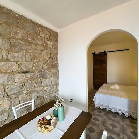 La Casa Di Nonna Pietra דירה